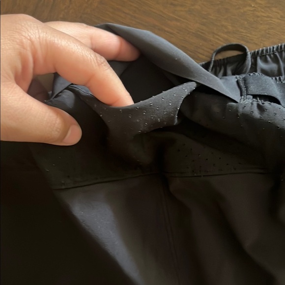Lululemon men black Athletic Short - Picture 4 of 9